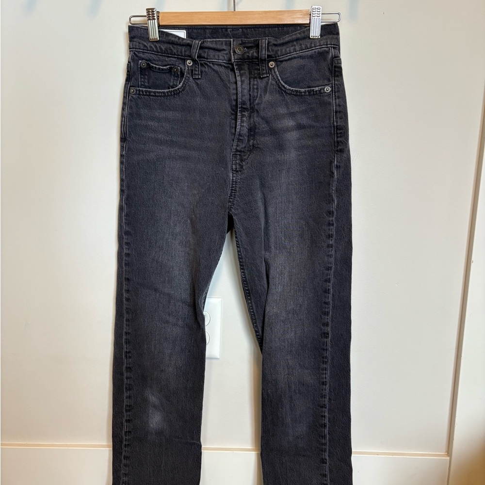 GAP Women’s Cheeky Straight Jeans